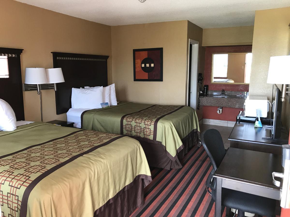 Days Inn By Wyndham Corpus Christi Beach Esterno foto