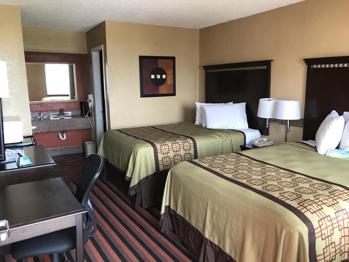 Days Inn By Wyndham Corpus Christi Beach Esterno foto